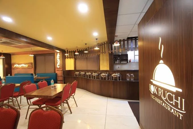 Room interiors and amenities – comfortable hotel near Mysore Palace in Mysuru